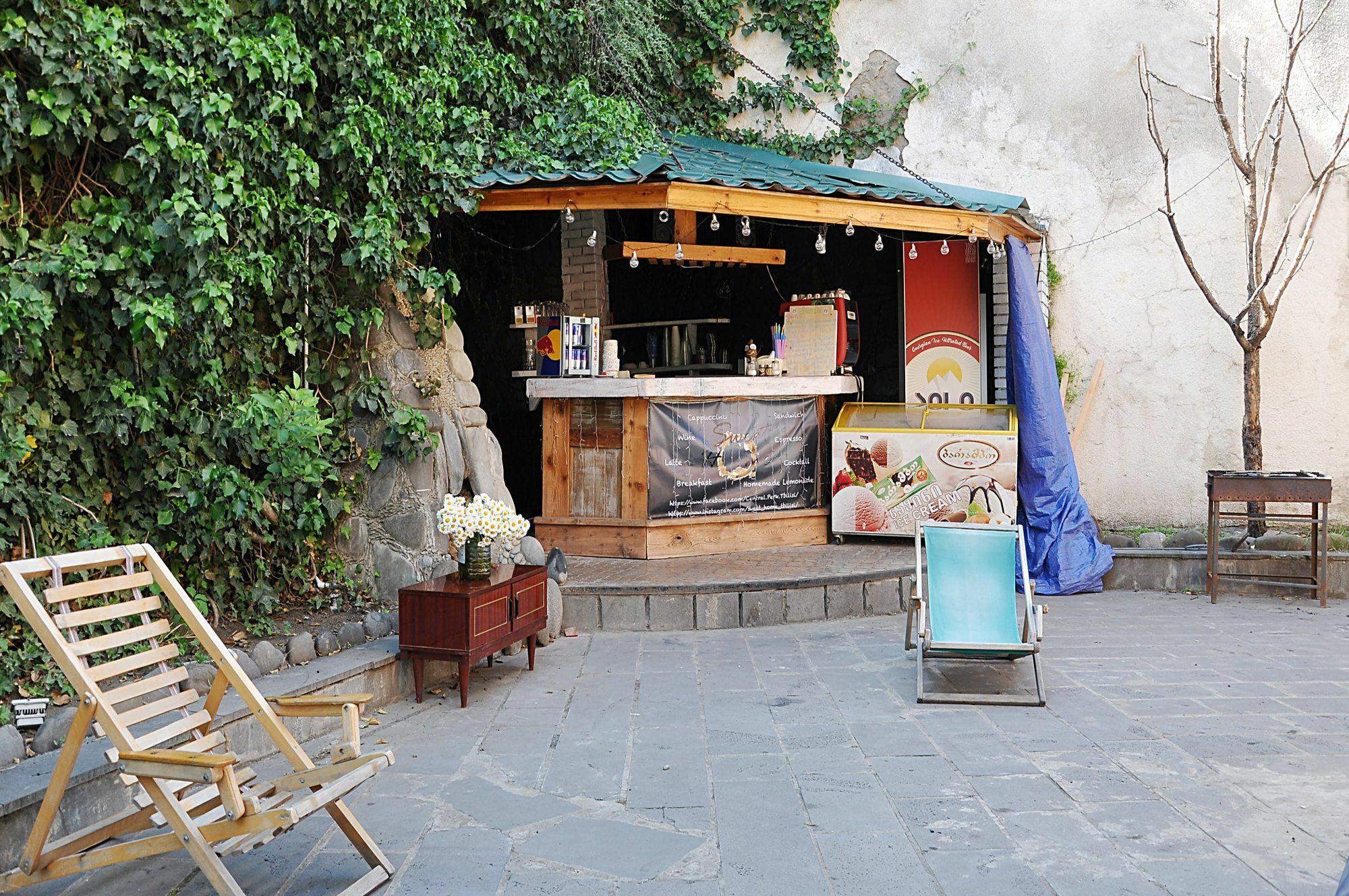 M42 Hostel Tiflis Exterior foto